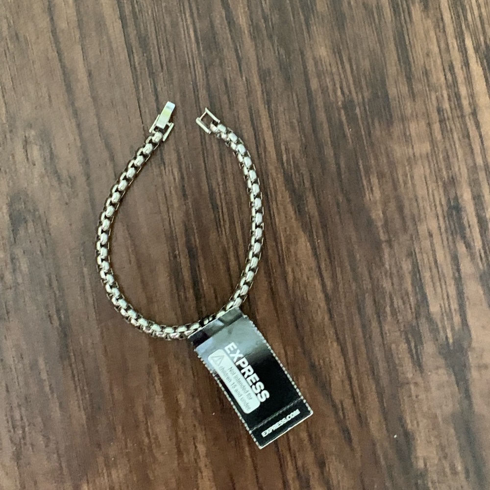 Express men’s chain bracelet size 8”